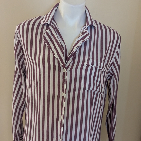 Rails Arcadia soft white and maroon stripe button down size S - Picture 4 of 9